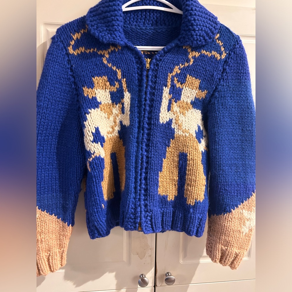 Child’s sweater